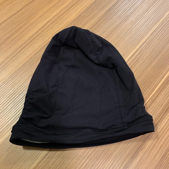 Lululemon double the fun toque reversible run hat - Picture 6 of 9